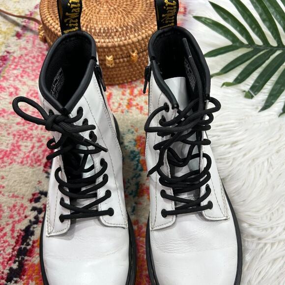 Dr. Martens White Junior 1460 Leather Lace Up Combat Boots Ladies 5 / Mens 4 - Picture 6 of 10